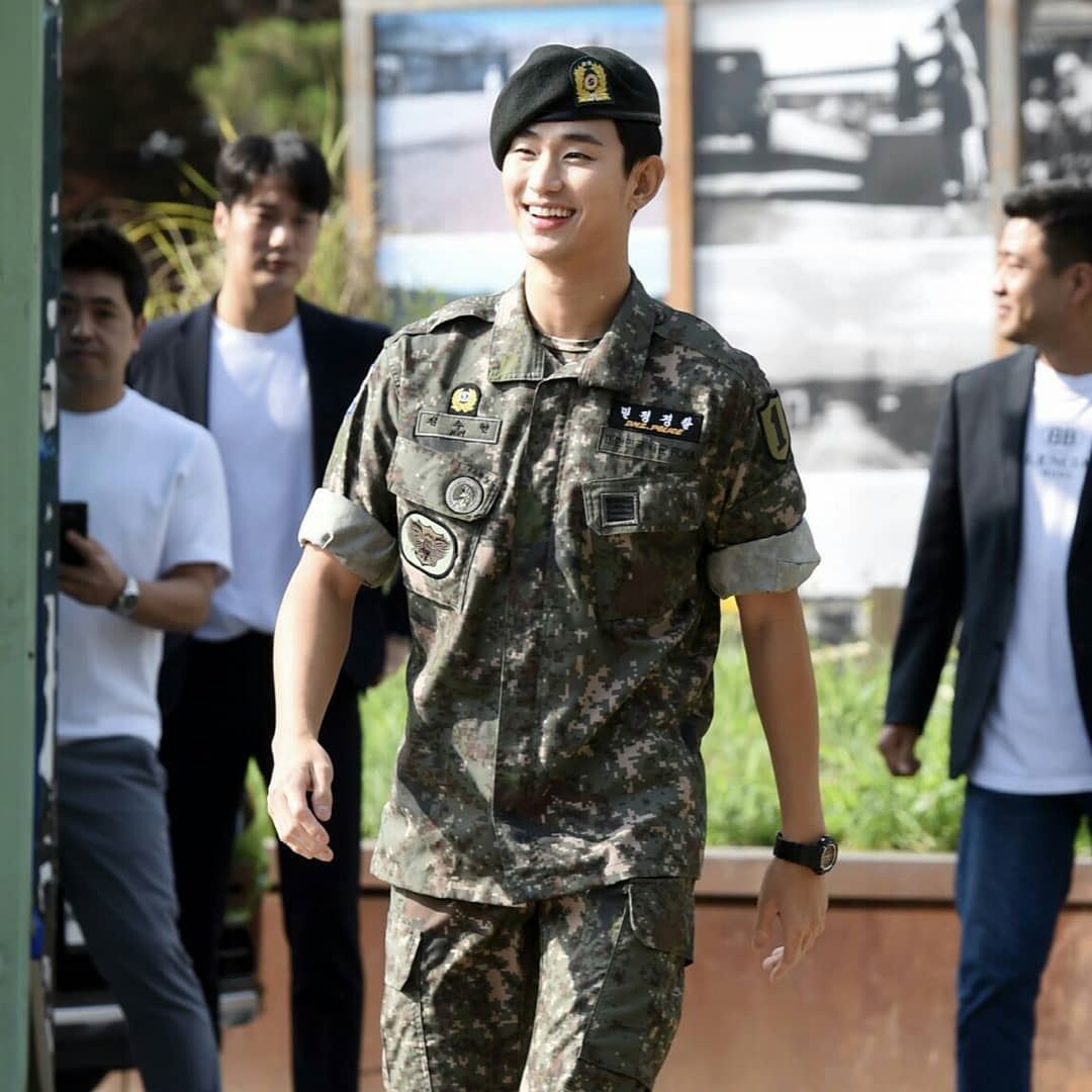 金秀贤曾胖到77公斤❗保持8块腹肌秘诀曝光⚡️