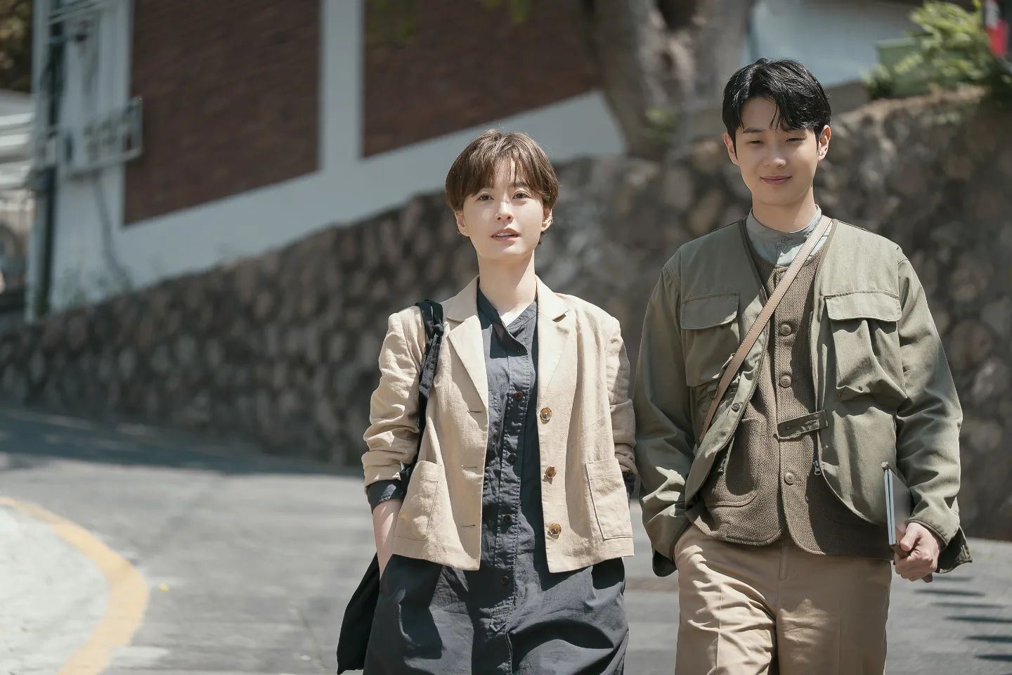 韩国电影《梦境》3大看点❗秀智用ai与朴宝剑续前缘💗