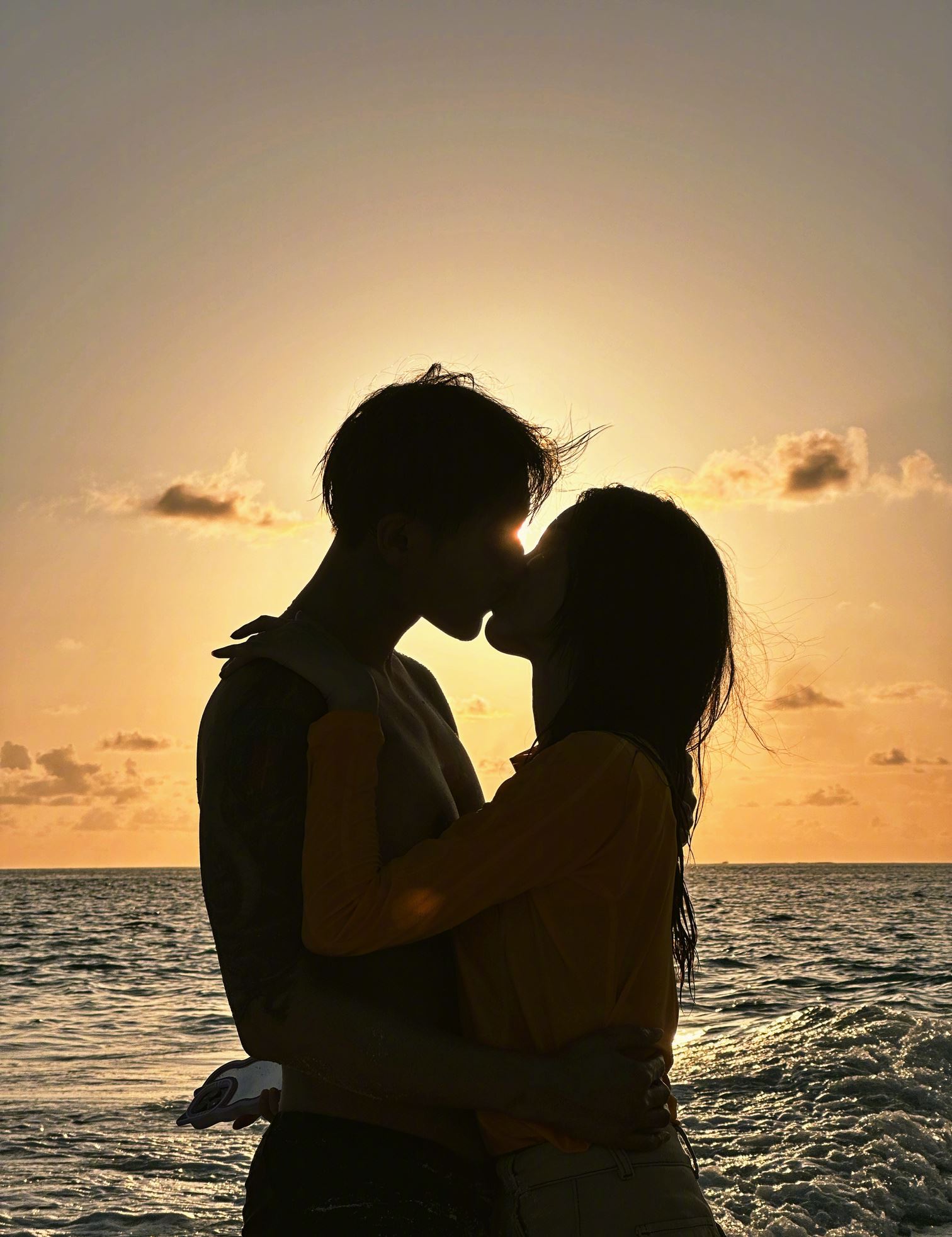 归国三子剩张艺兴是单身❗️鹿晗关晓彤稳定交往7年💗