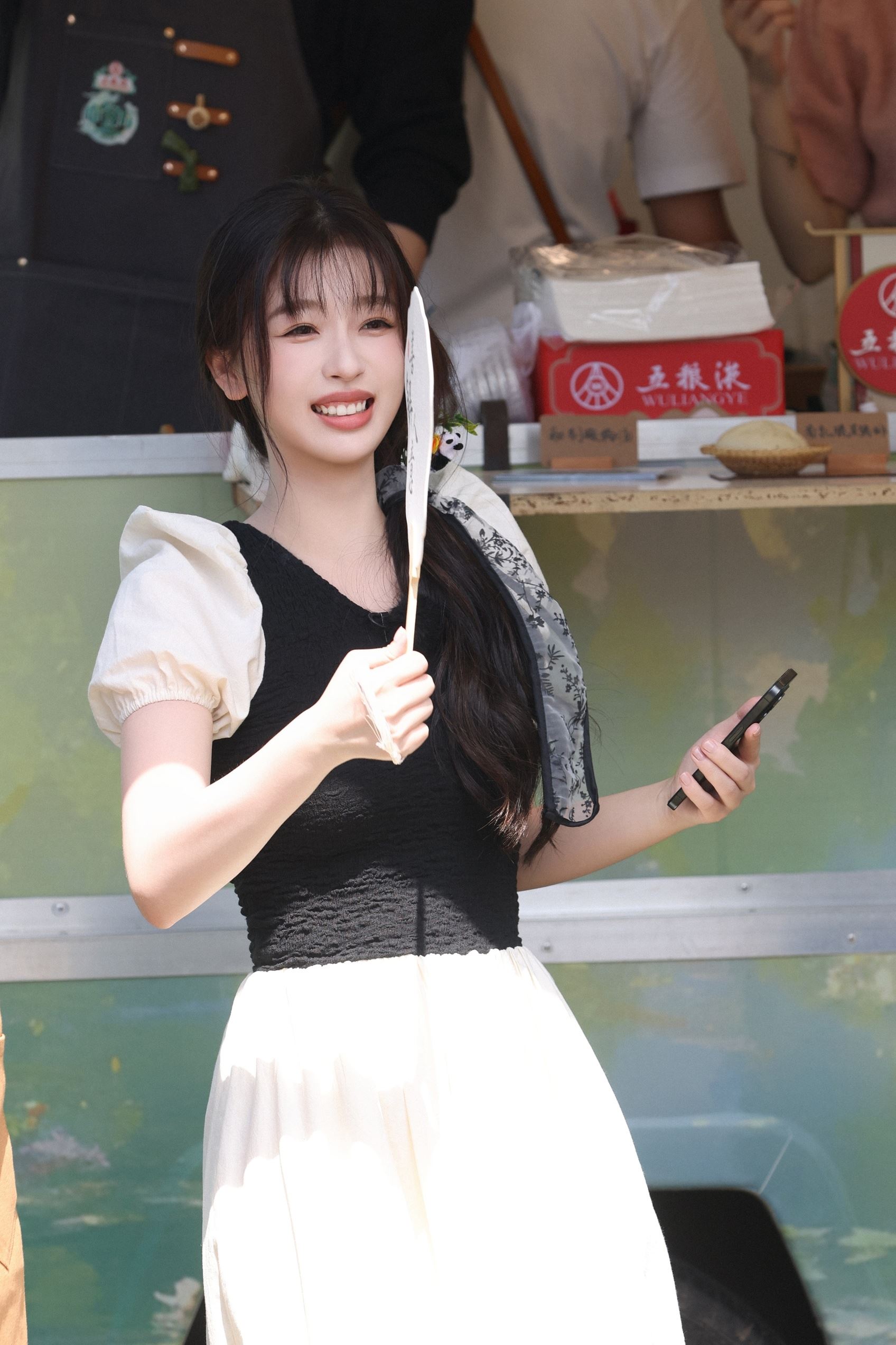 📺《中餐厅》第八季首播破亿❗虞书欣高情商超圈粉🌸