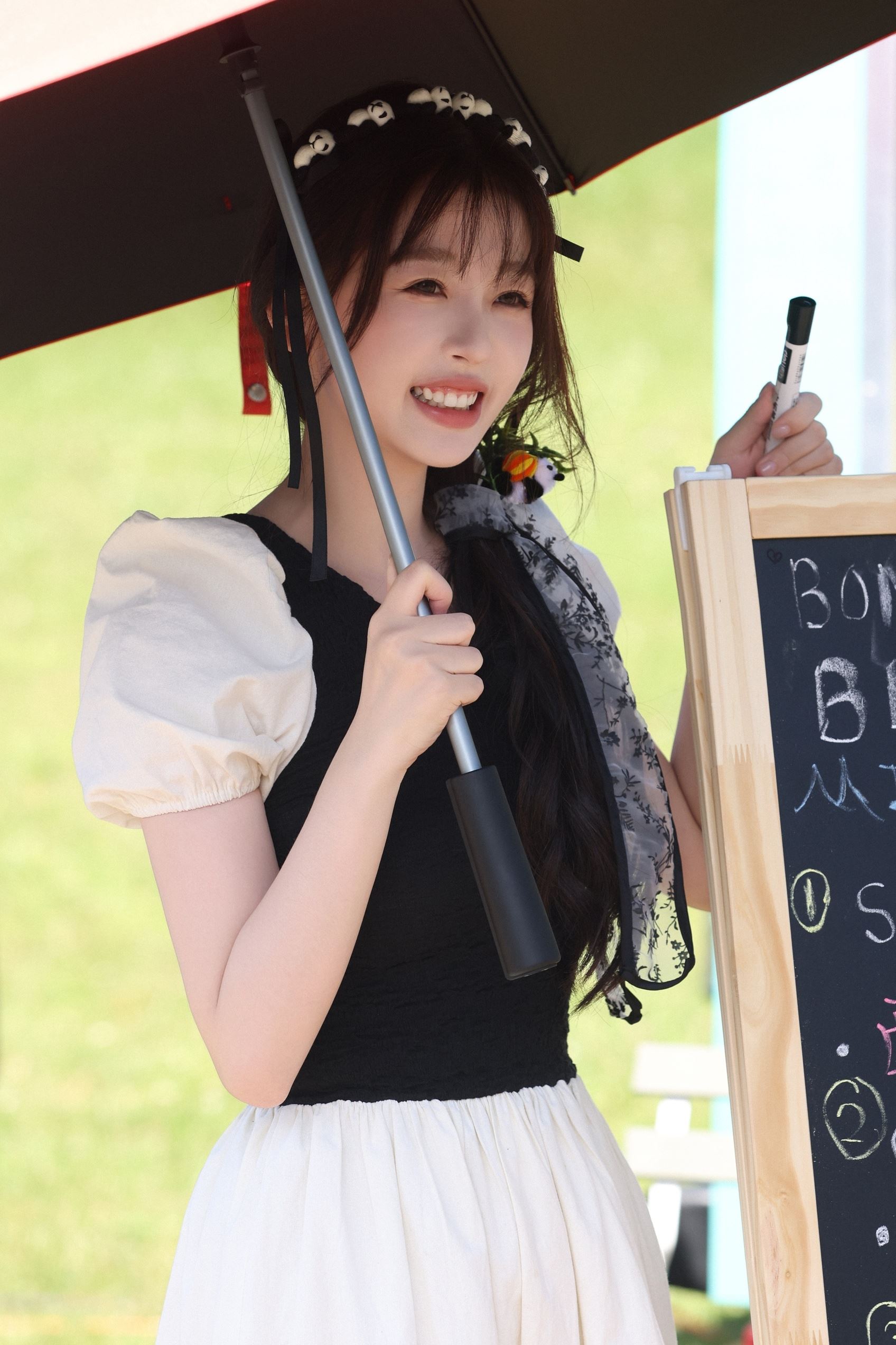 📺《中餐厅》第八季首播破亿❗虞书欣高情商超圈粉🌸