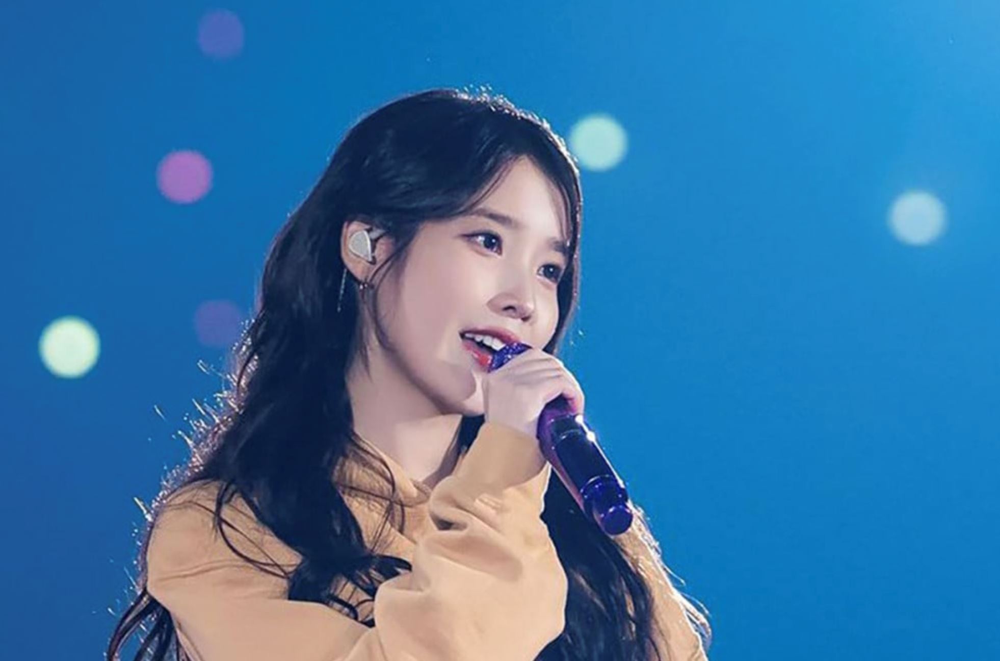 an unforgettable night: iu's 2024 hereh world tour in kuala lumpur!