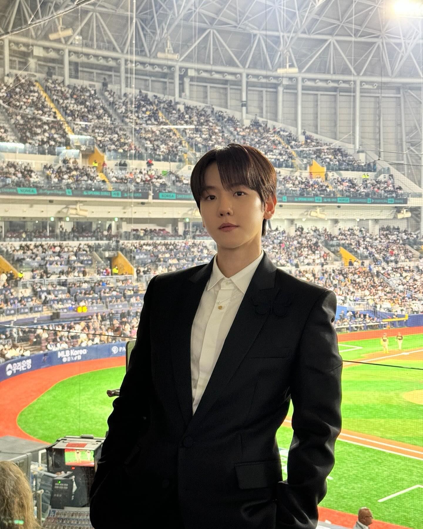 伯贤在演唱会上怒呛黄牛❗表示「不喜欢就不要买」⚡️