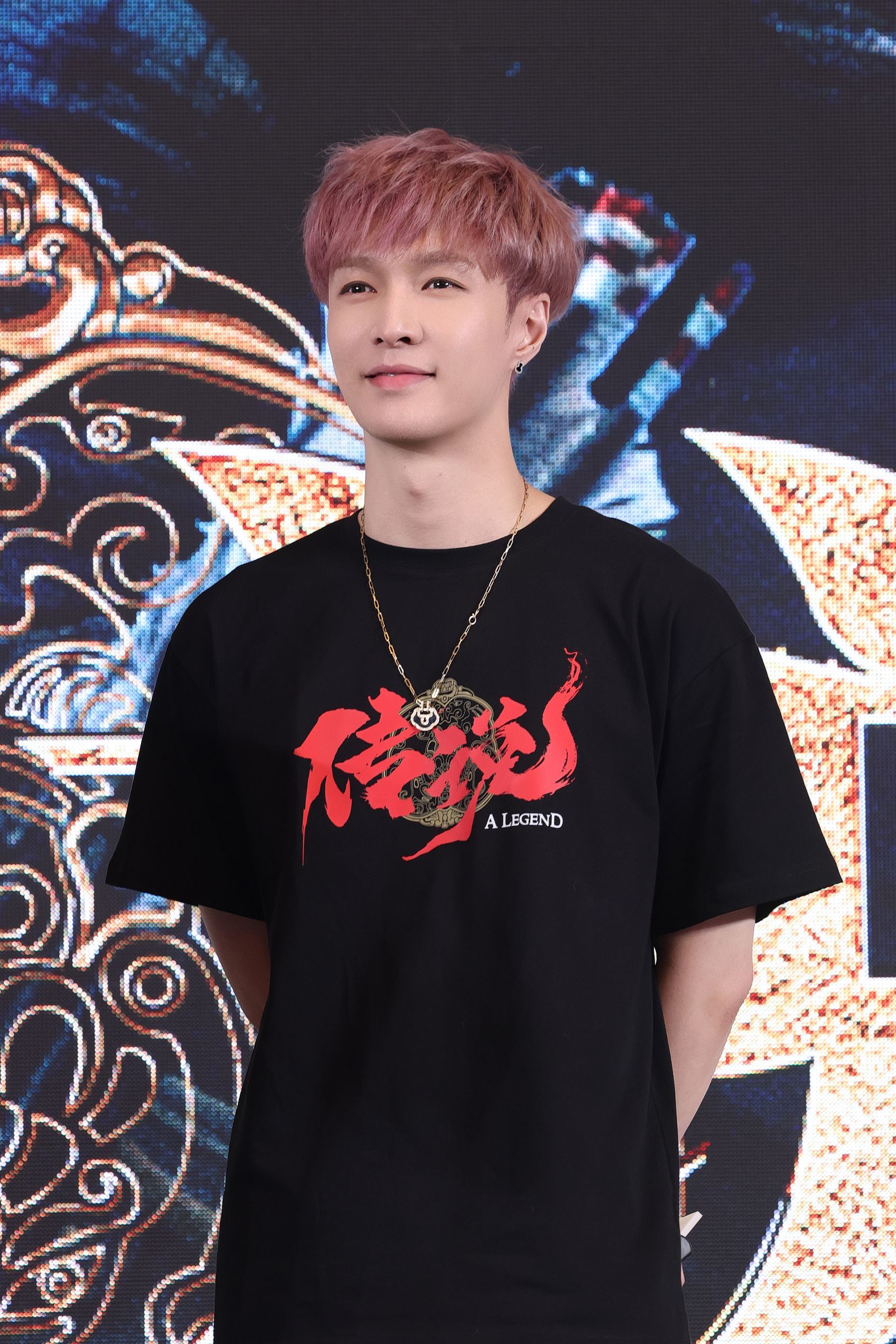 张艺兴获成龙肯定❗钦点当接班人🔥