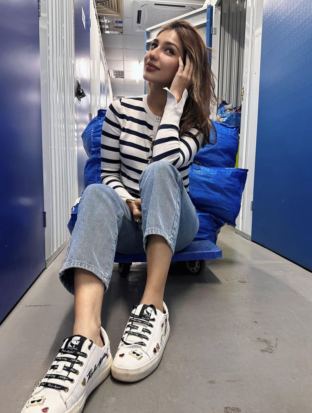 “tak boleh baik sangat, nanti kena pijak,” elisya sandha pegang nasihat kakak