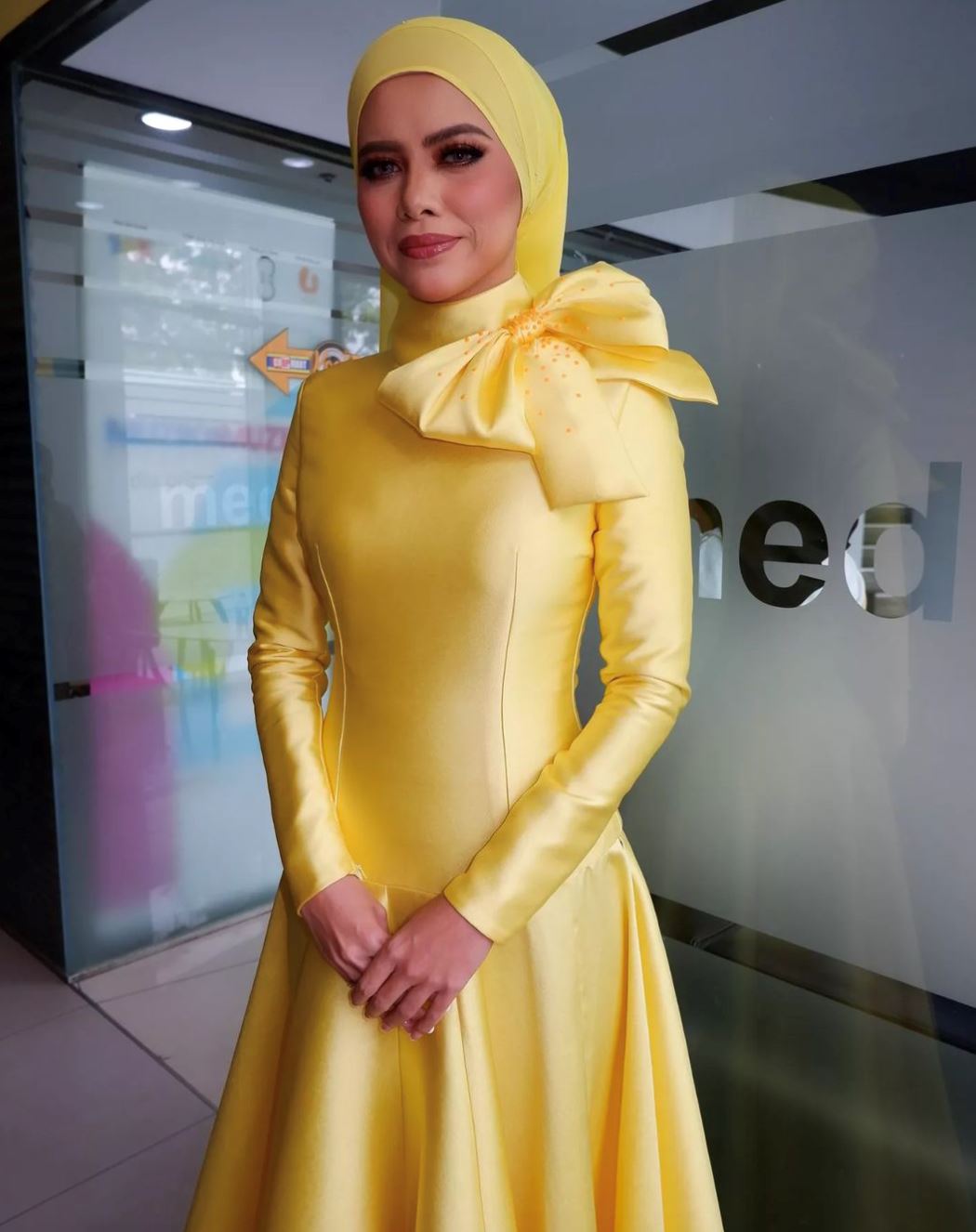 datin alyah tak pernah check fon suami, hanya berserah pada allah