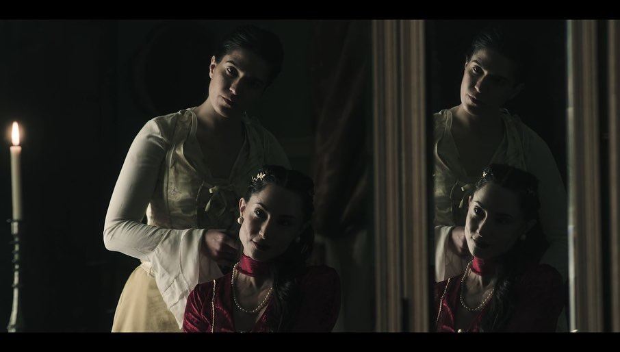 🎬惊悚恐怖电影《鬼烛灵》❗当第一百根蜡烛熄灭地狱的大门就会开启😱