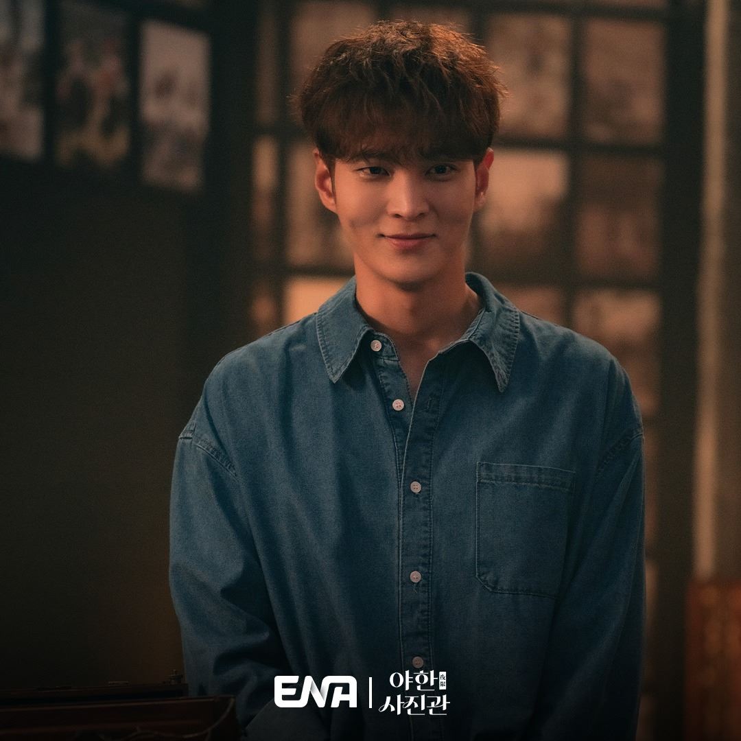 📺韩剧《夜限照相馆》热播中❗帮鬼客拍人生最后一张相片📸