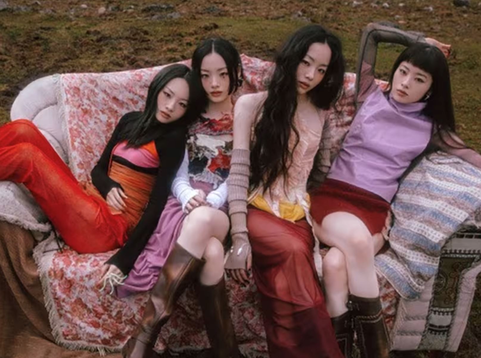 meet the 24-year-old chinese quadruplets who formed a band: red on wood!