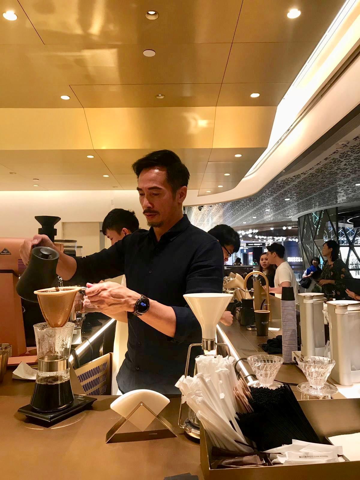 🇭🇰影帝陈豪主理咖啡馆☕️去香港必打卡「blooms coffee」🔥