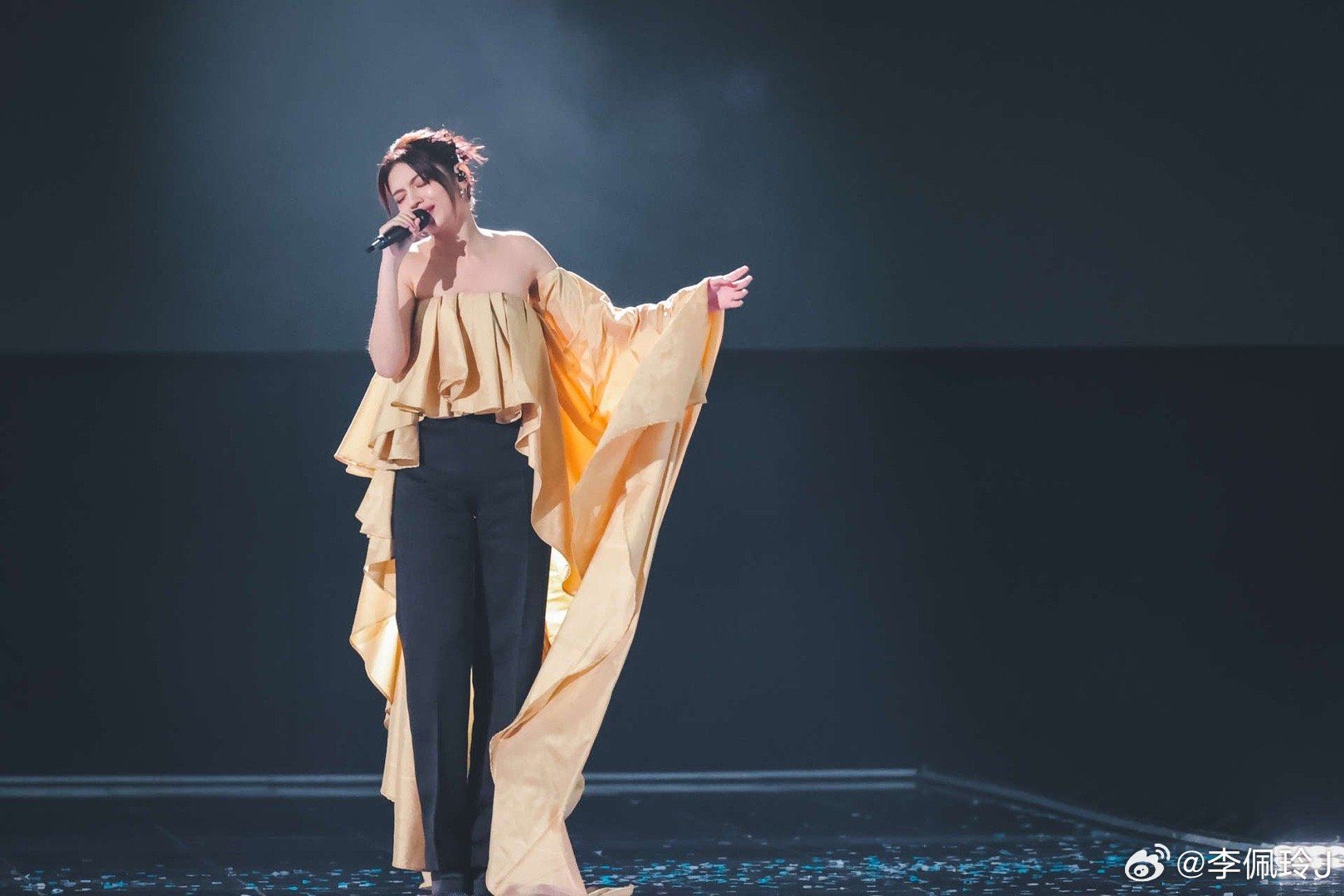 李佩玲成功入围揭榜歌手🎤只要支持票数达50万票就可以踏上《歌手2024》舞台🔥