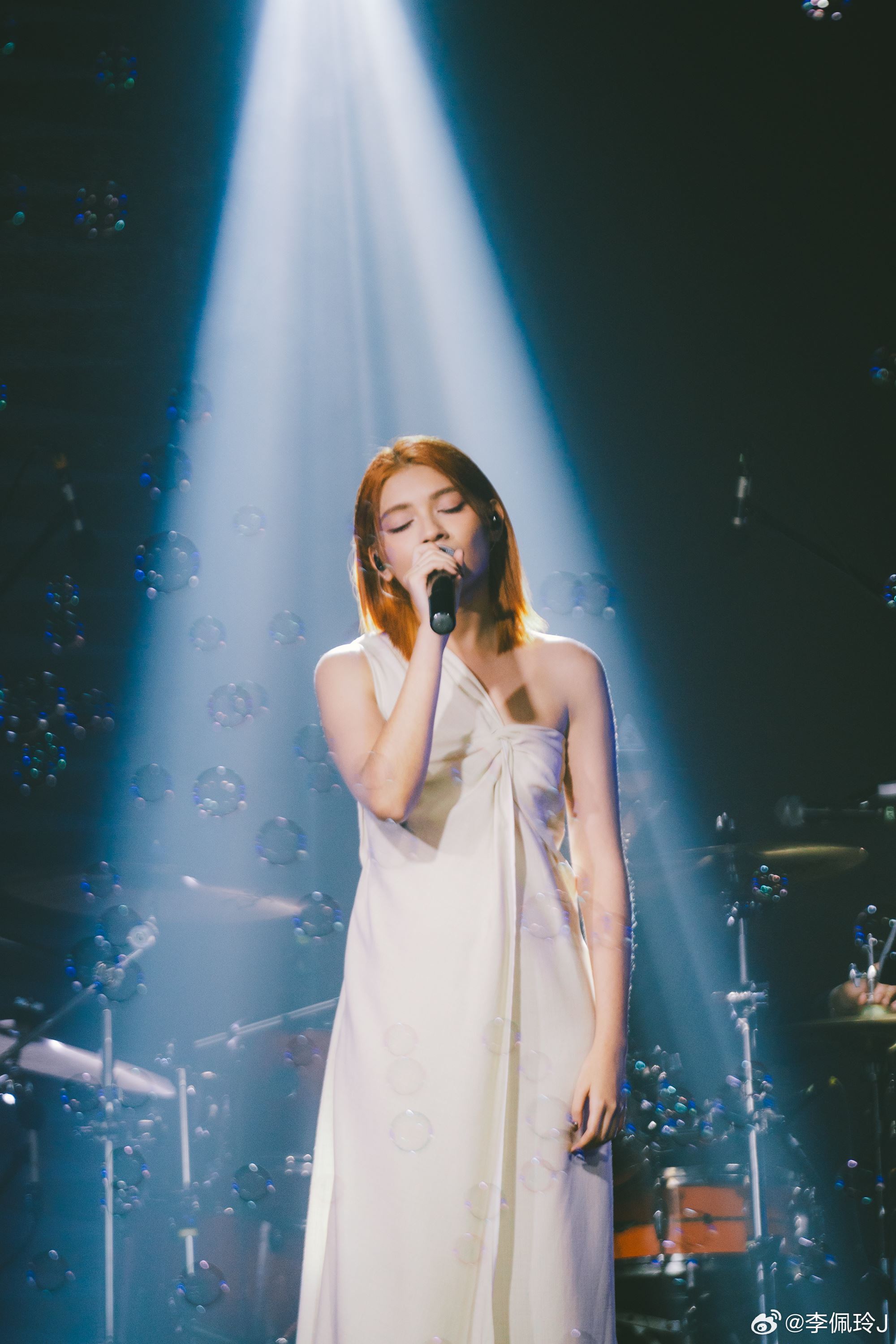 李佩玲成功入围揭榜歌手🎤只要支持票数达50万票就可以踏上《歌手2024》舞台🔥