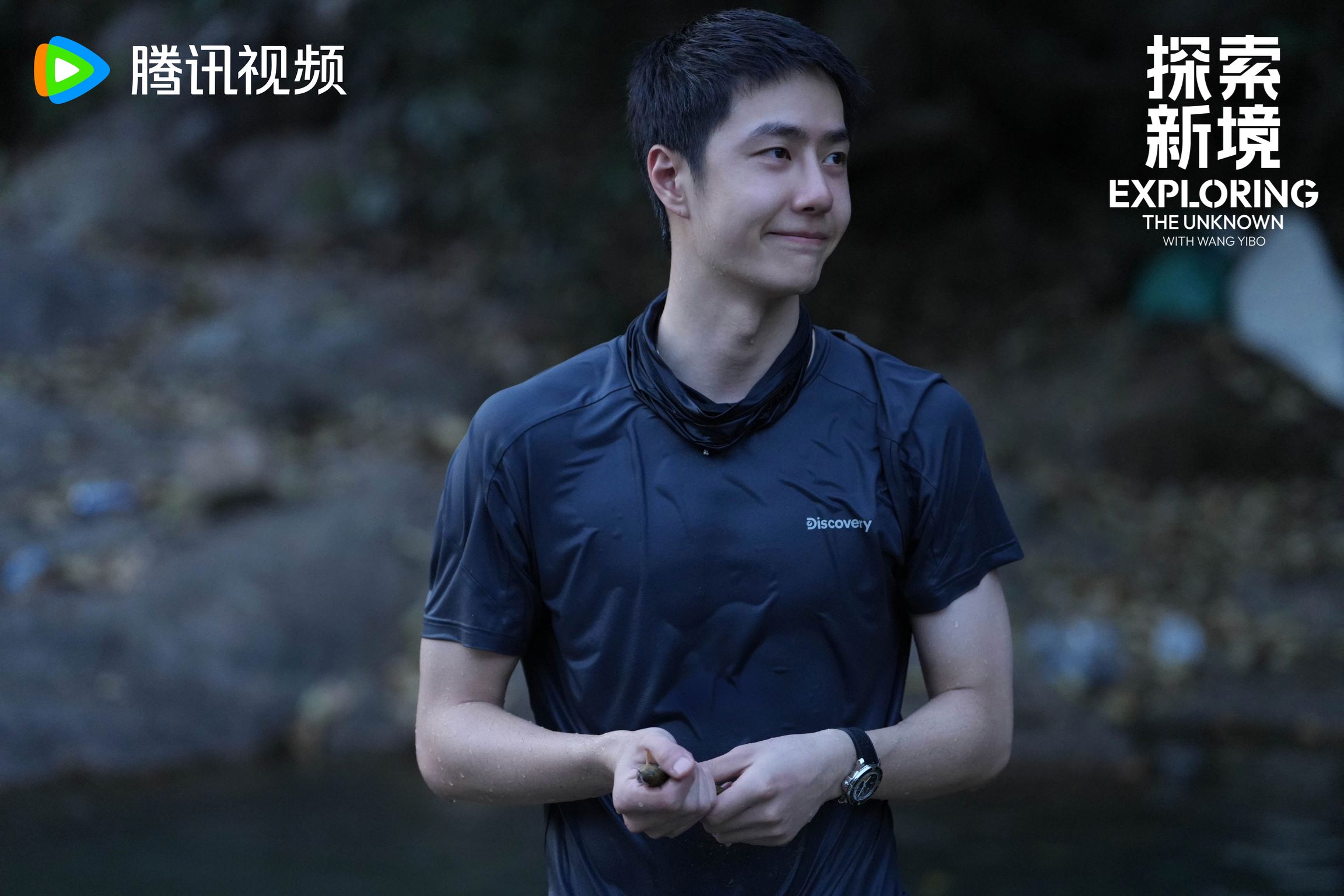 【视频】王一博沙漠探险❗驾越野车意外翻车😱