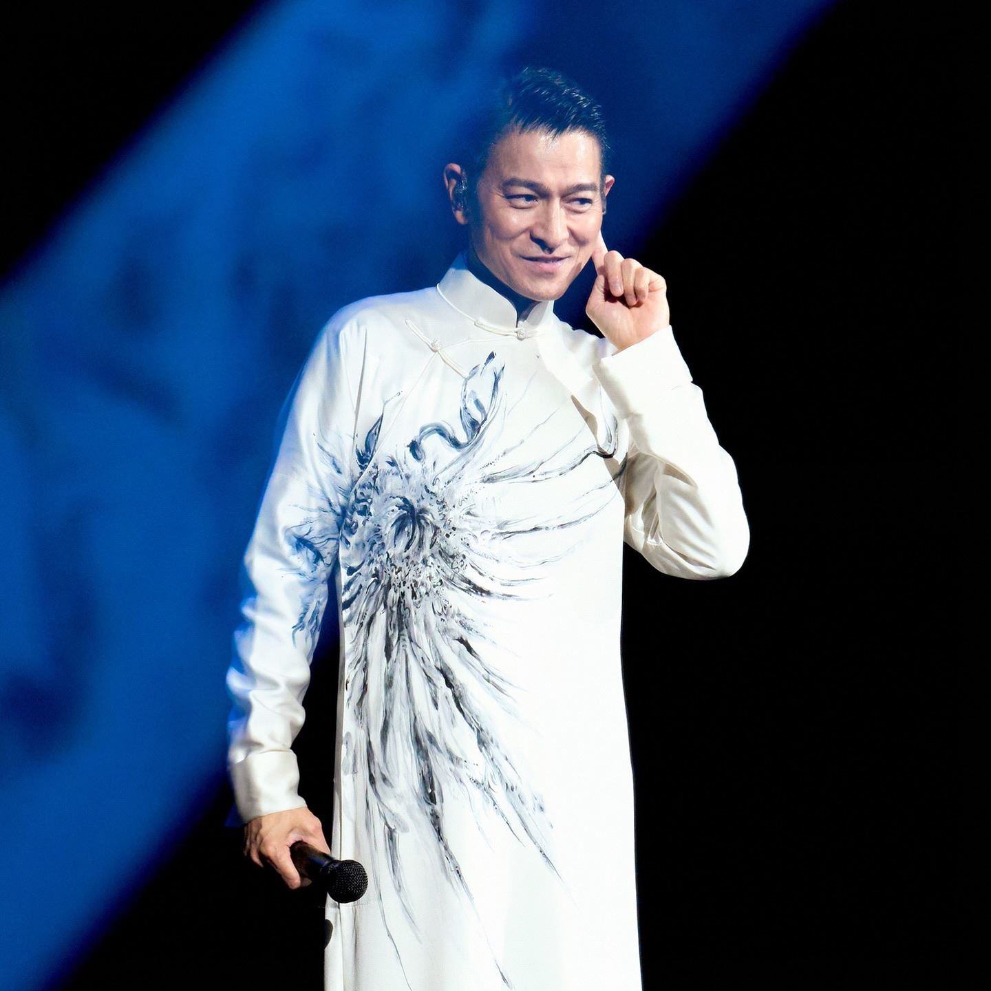 盘点7位改过名的香港艺人❗改完名更火啦💥