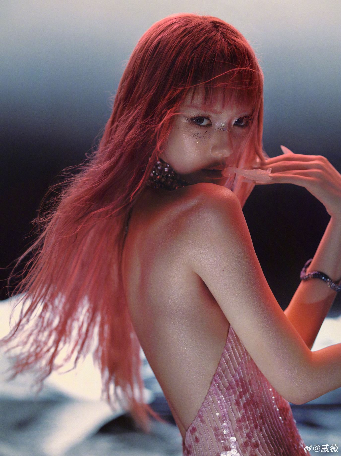 戚薇新歌《粉钻》上线❗薛之谦作词作曲⚡️