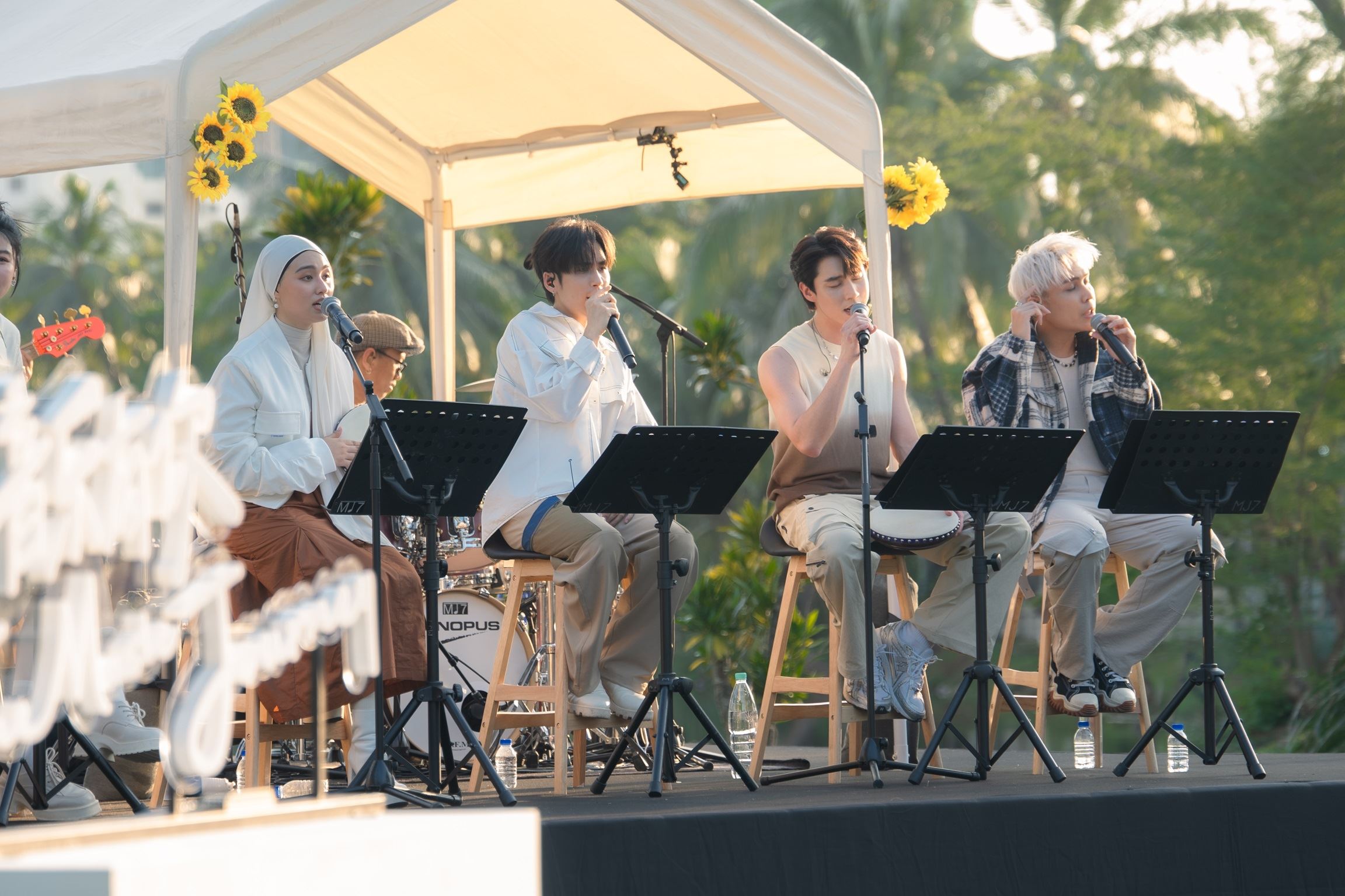 《音乐有你》 汤小康赞“五福临门”唱得比f4好听 