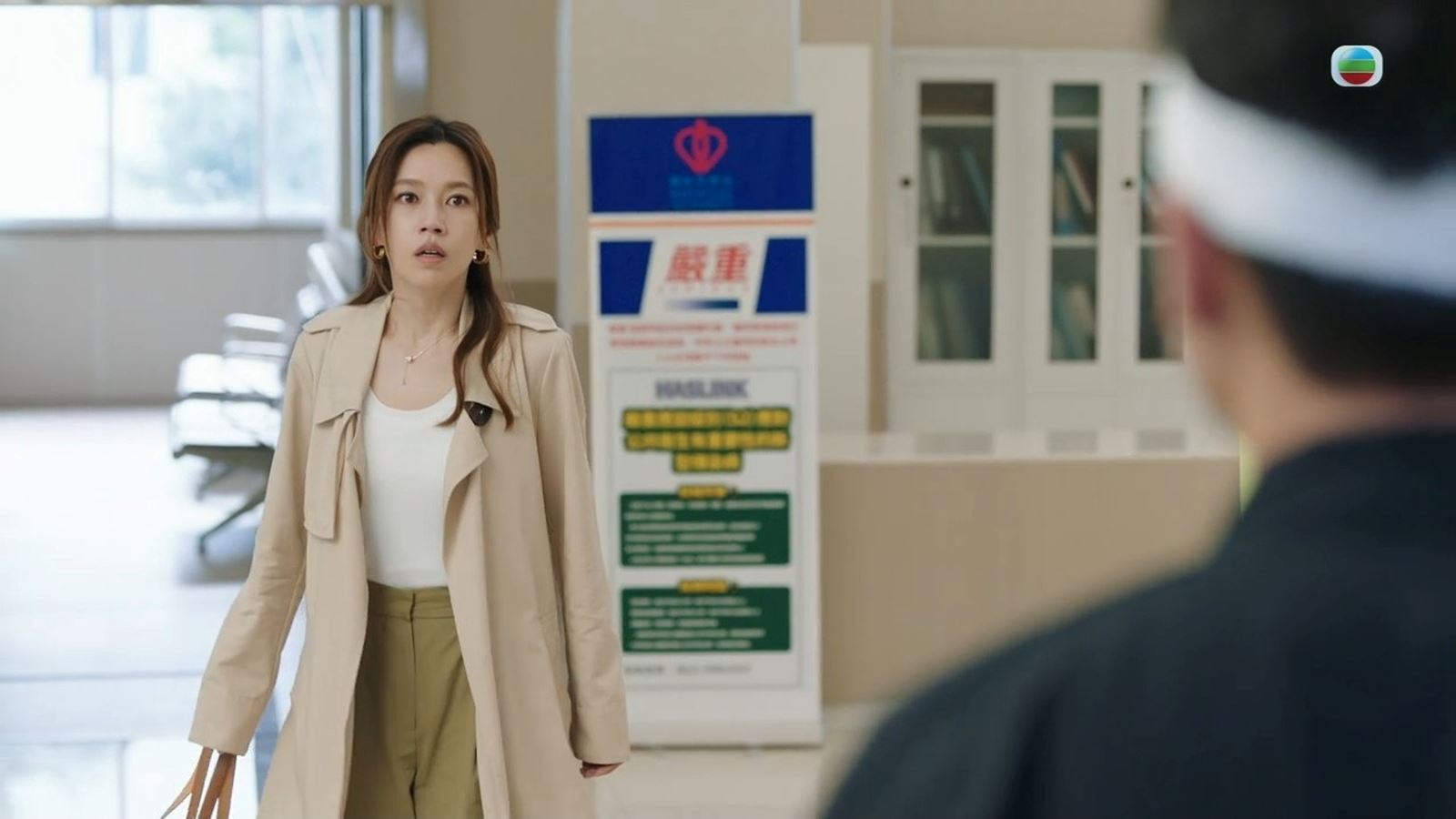 傅嘉莉大胆吃虫虫😱《刑侦12》戏份杀青⚡️