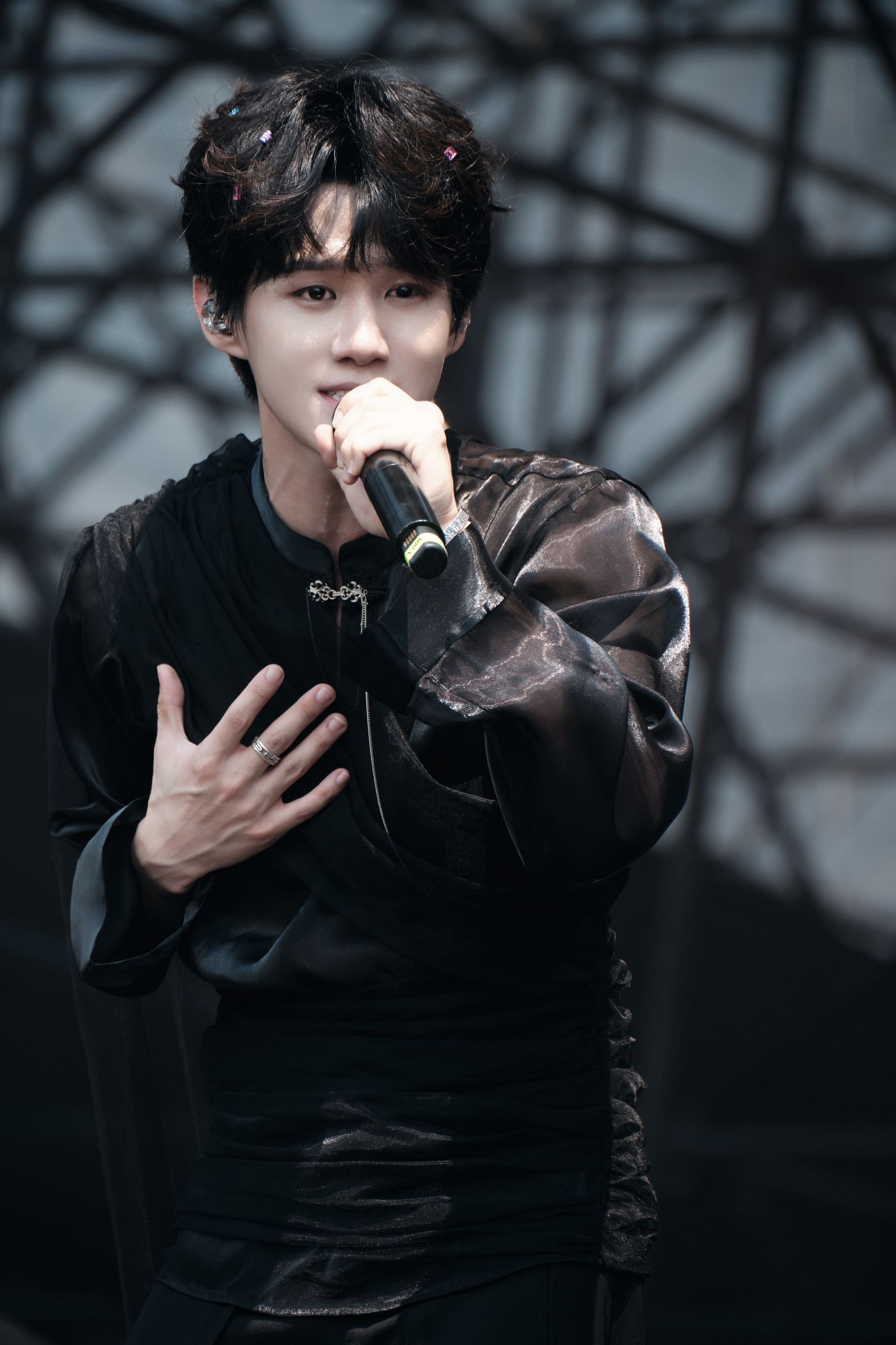 徐子未登《下一战歌手》舞台❗《慢冷》达7.3m播放量⚡️