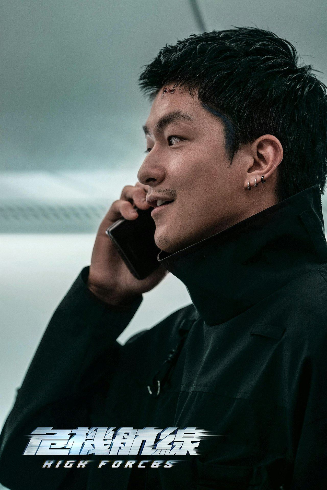 🎬《危机航线》10月3日上映‼️豪华客机被劫机😱剧组还原真实机舱✈️