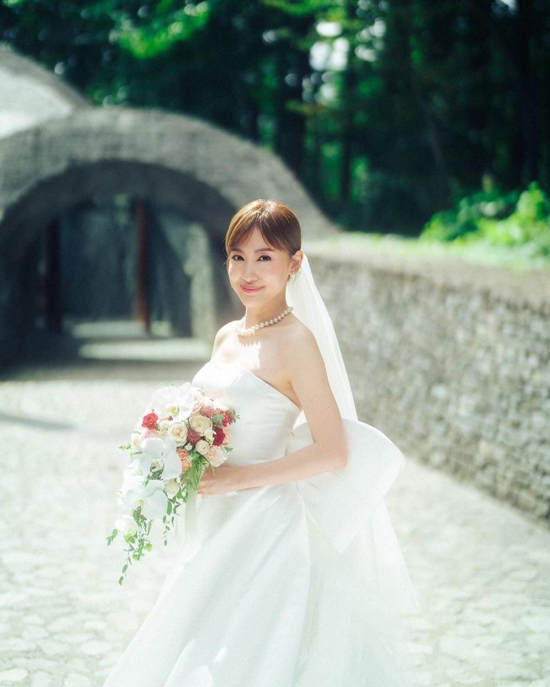 🇭🇰《美丽战场》蒋家旻正式升格为人妻❗已在日本完婚💒