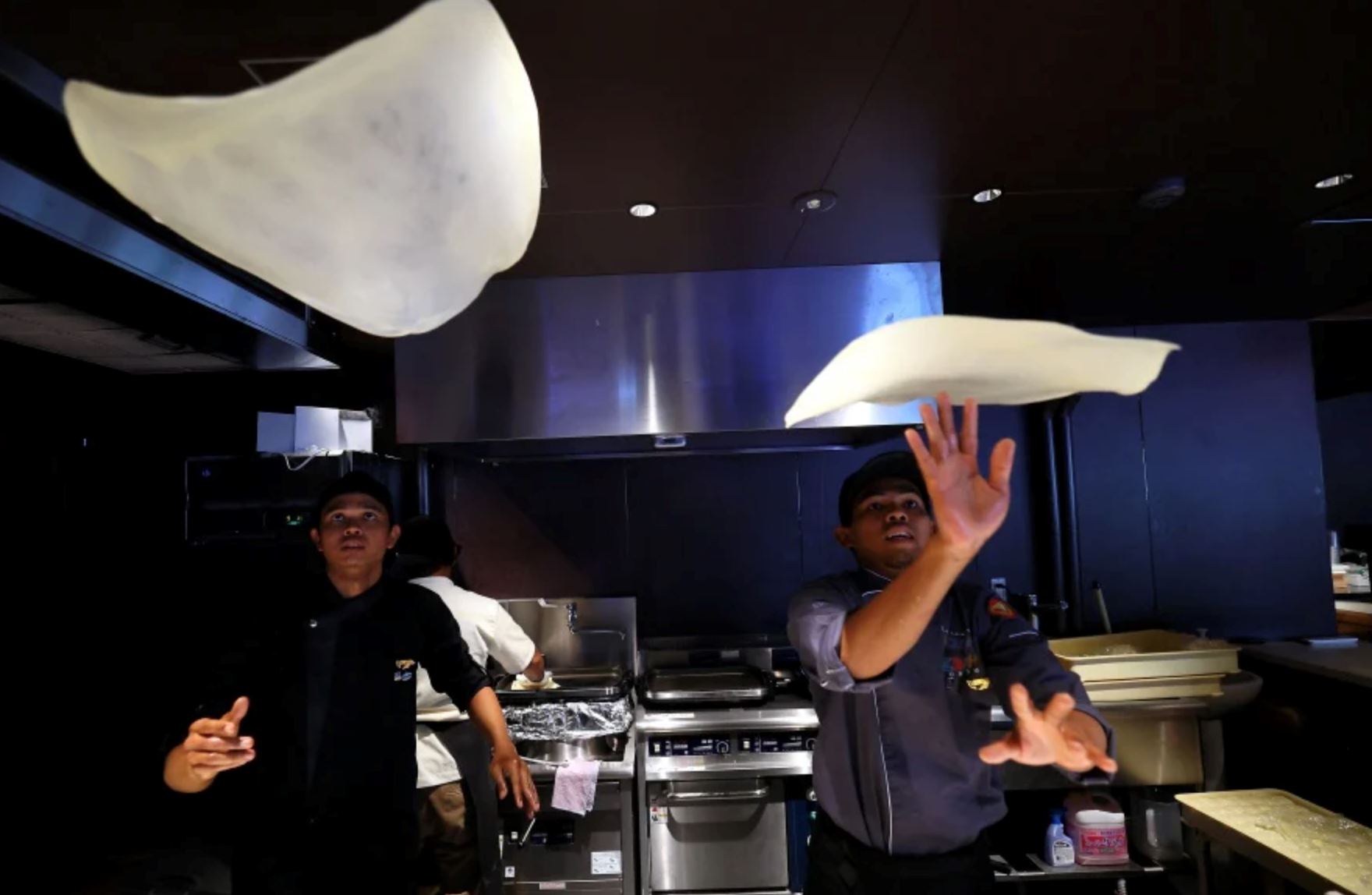 viral in japan! roti canai sold at rm50 each, long queues and rm75,000 a day