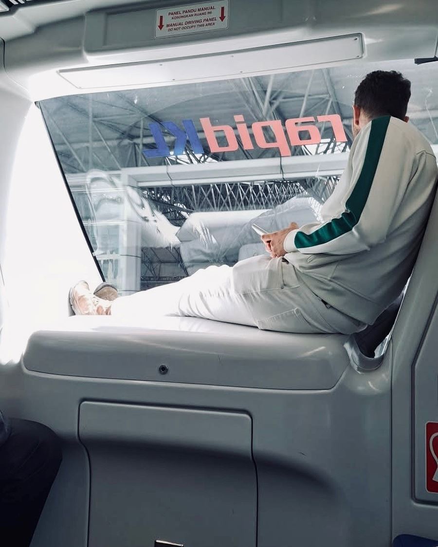 “this is dangerous!” rapidkl takes swift action after passenger spotted sitting in a restricted area