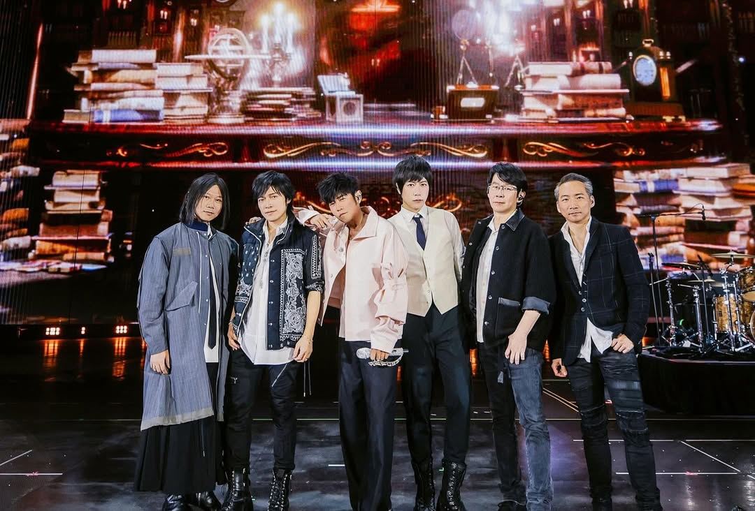 【视频】周杰伦、五月天合体开唱❗周五版《任性》超好听🌟