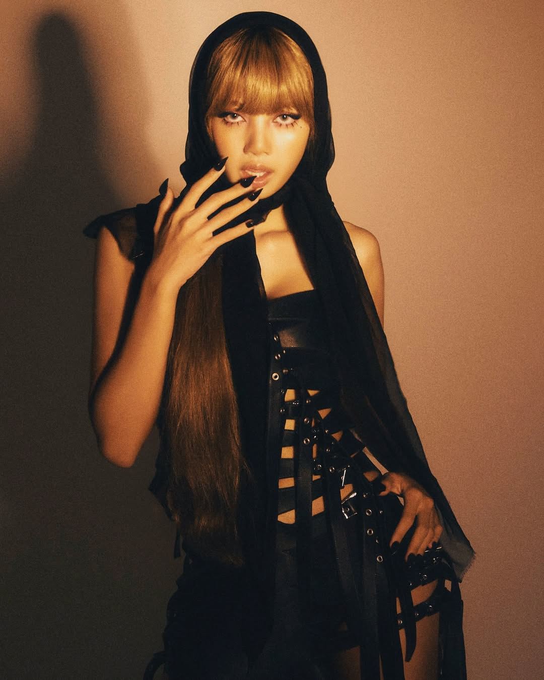 lisa《futw》mv上线❗歌词超凶悍⚡️