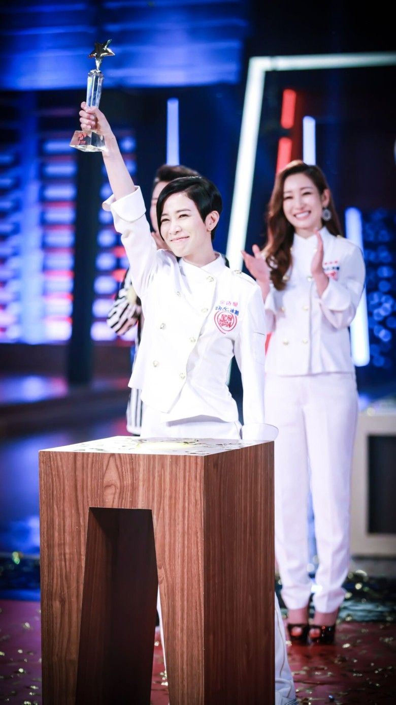 佘诗曼剧里饰厨房小白❗现实被封女厨神🏆