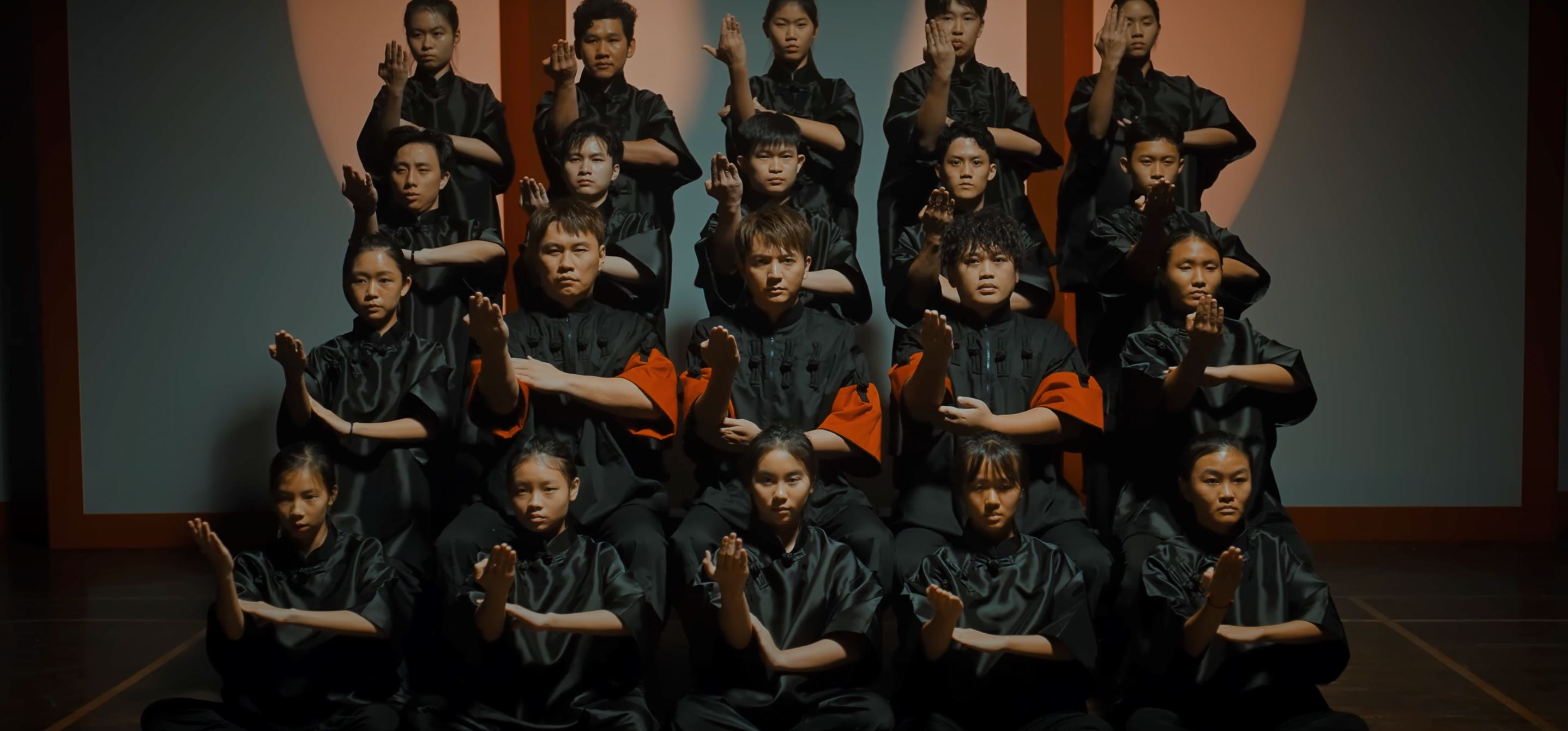 🎬steady gang《恭full》上线❗1月15日在trx首秀⚡️