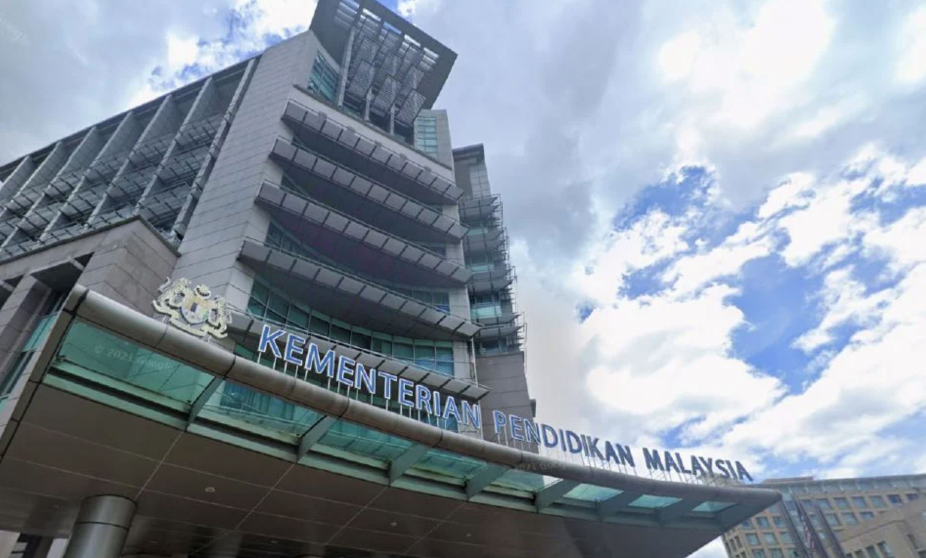 cikgu, take note! teachers advised by moe on proper attire and social media etiquette