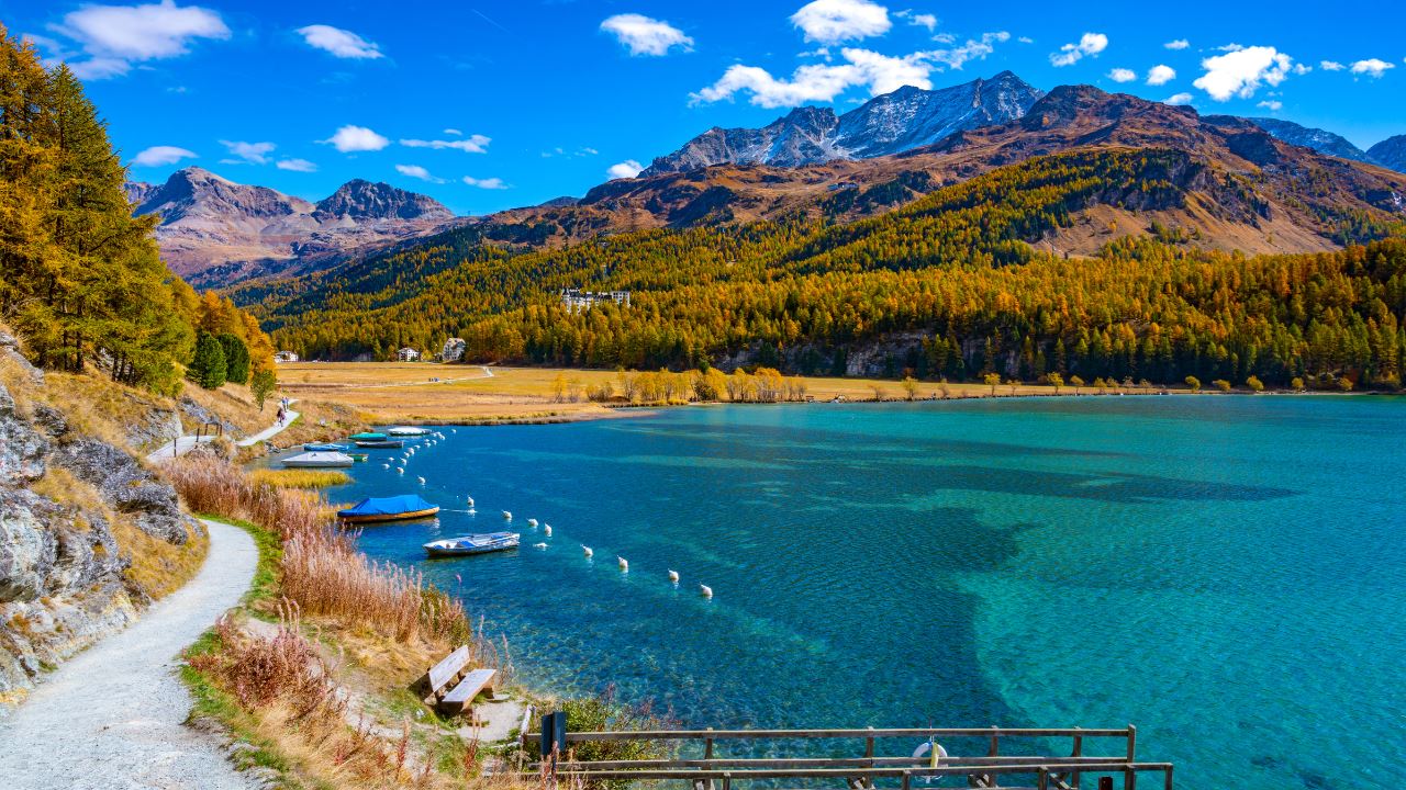 Lake Sils, Sils im Engadin