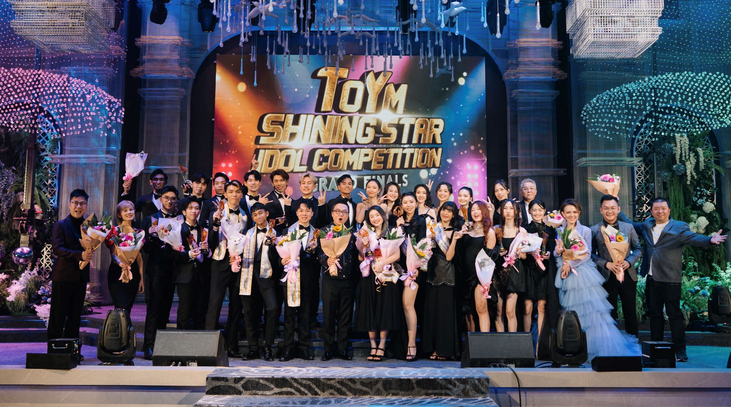 ooi tianjia and ng xin yi crowned as inaugural male and female idols in toym’s hall of honour