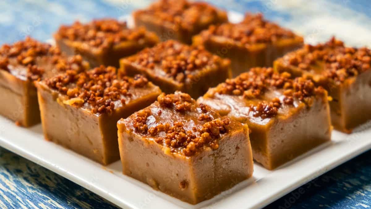 tak tahu nak berbuka apa? ini 11 kuih tradisional pantai timur wajib cuba sepanjang ramadan