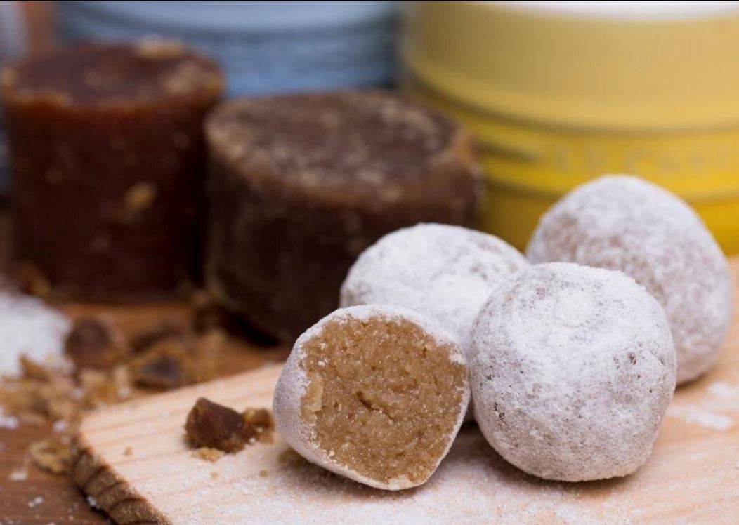 tak tahu nak berbuka apa? ini 11 kuih tradisional pantai timur wajib cuba sepanjang ramadan