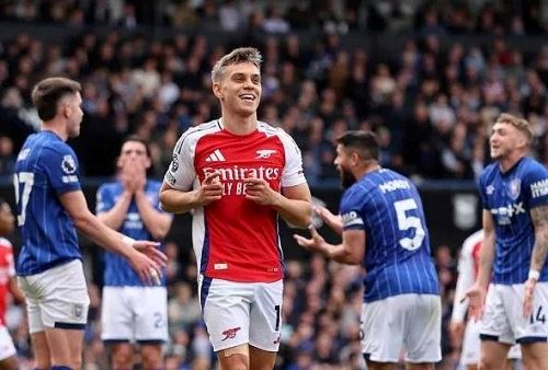 leandro மீண்டும் களமிறங்குகிறார் !